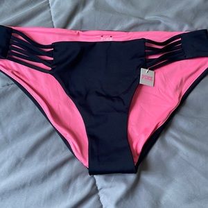 COPY - Victoria’s Secret - Pink brand bikini bottom